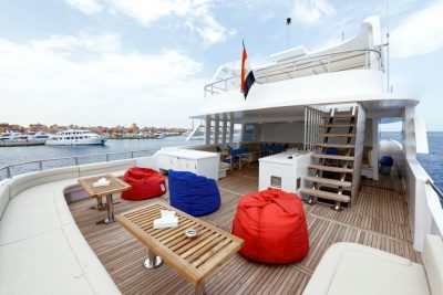 Blue Pearl 2017 Oberdeck